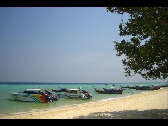 /exotika/!Thajsko/!Thajsko Foto/Krabi-lode.jpg